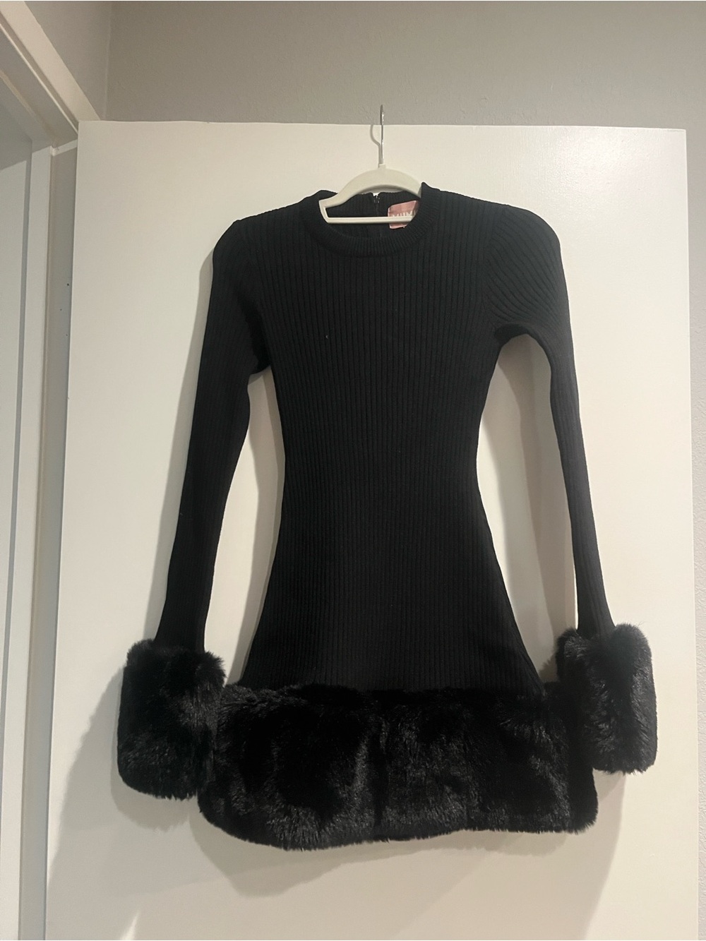 Show me your mumu black Faux-Fur Trim Ribbed Long-Sleeve Dress